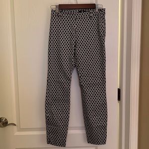 H & M like new printed work trousers. Size 4, black and white pattern